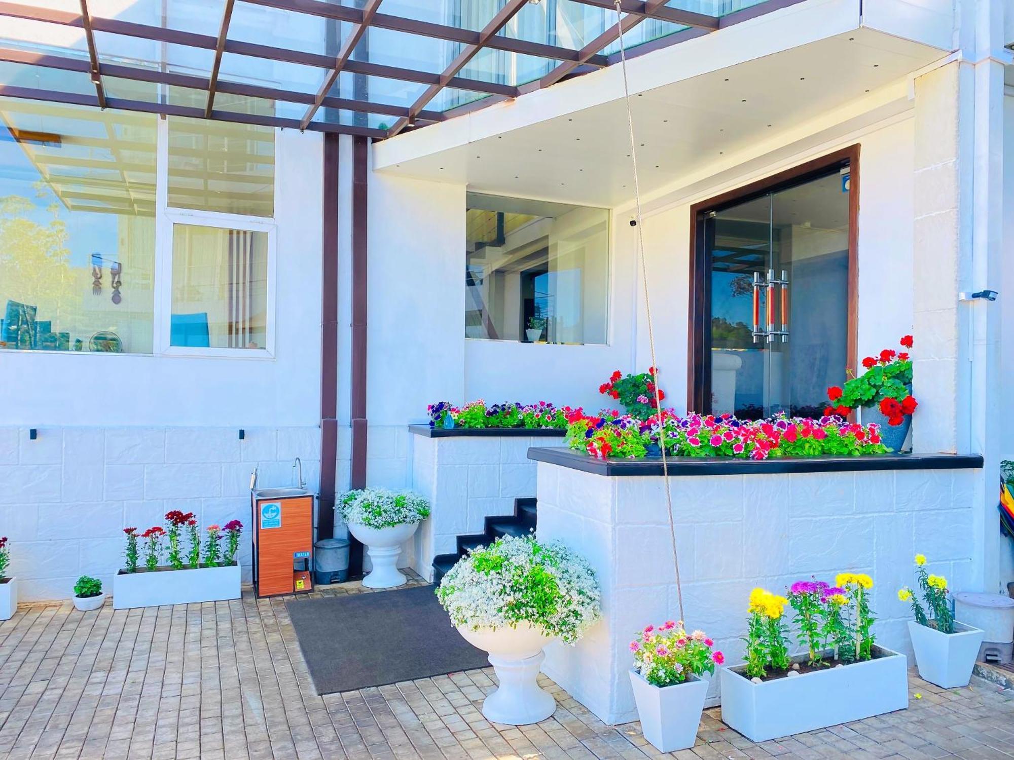Hilldale Retreat Villa นูวาราเอลิยา ภายนอก รูปภาพ